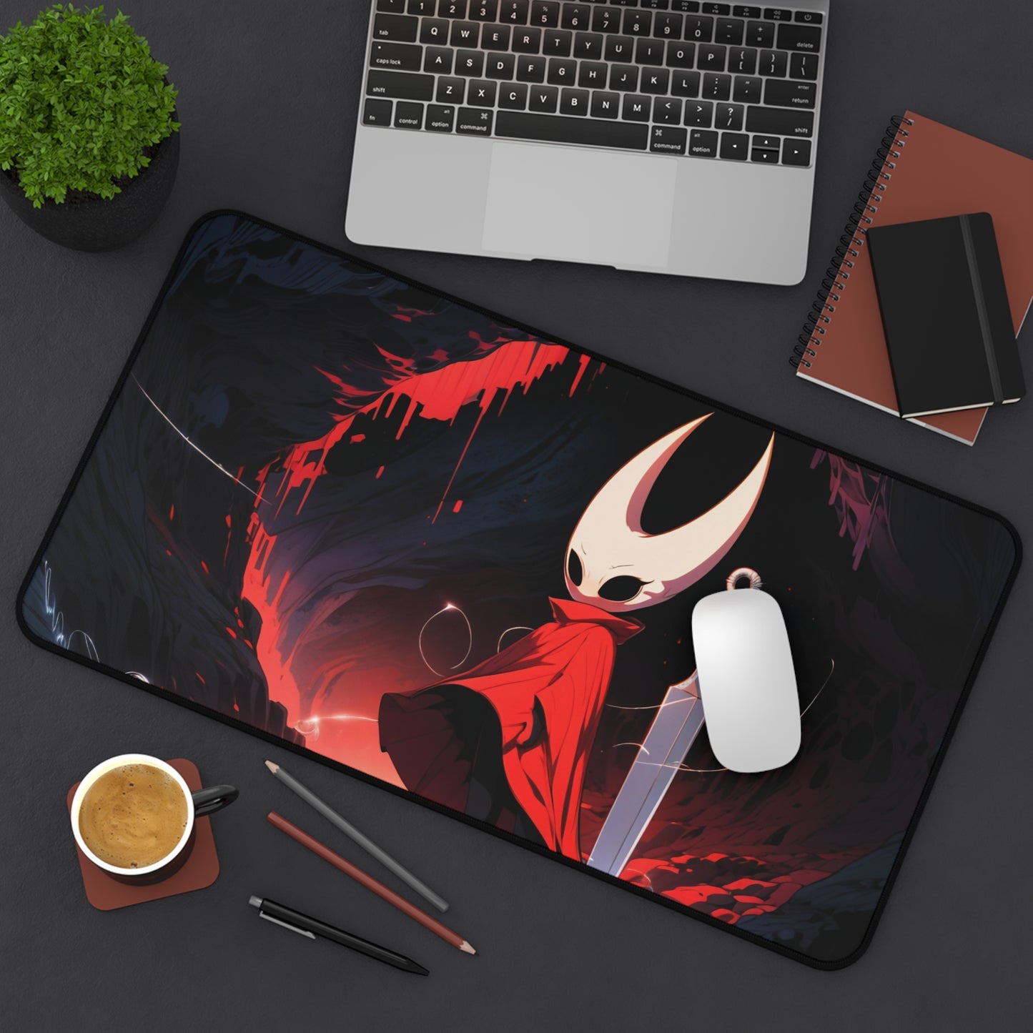 Hornet 001 Desk Mat