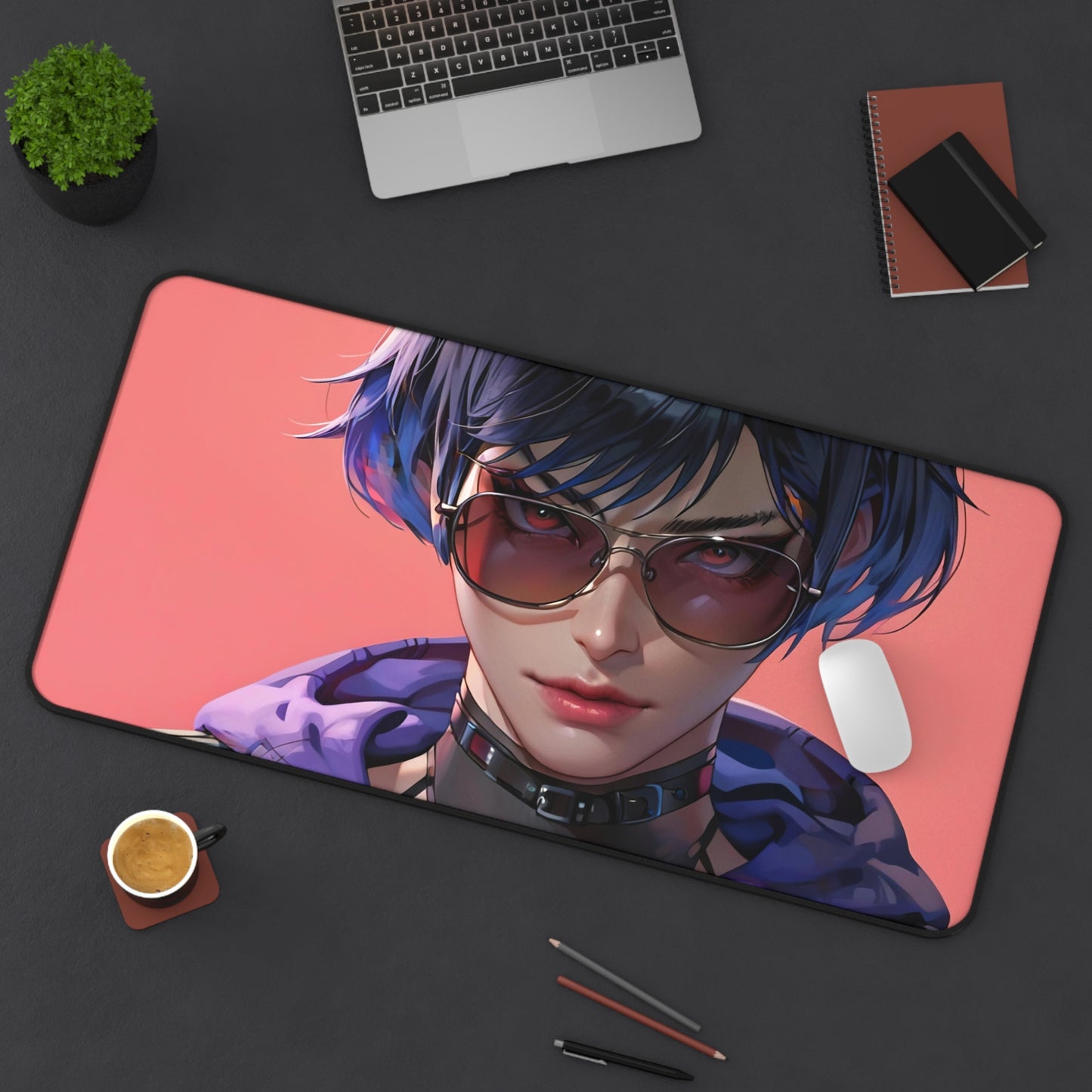 Reina 001 Desk Mat